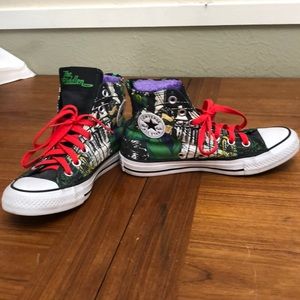 Converse riddler sneakers in size 6